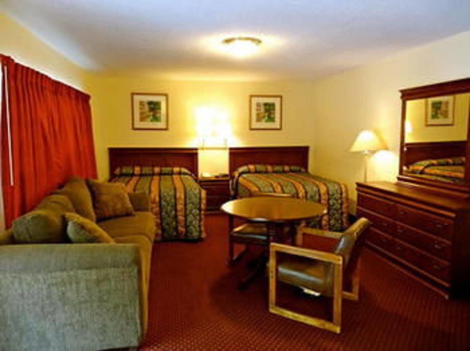 The Whispering Pines Motel- Whitestone White Stone Exterior photo